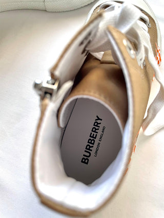 Burberry Orange High Cute Shoes with White Brand Name Logo