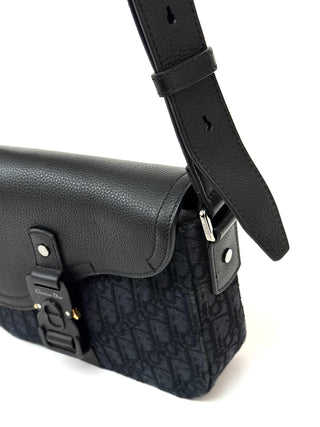 Dior small flap messanger bag