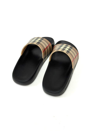 Burberry Classic Vintage Design Slippers