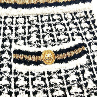 Gucci White Black Short