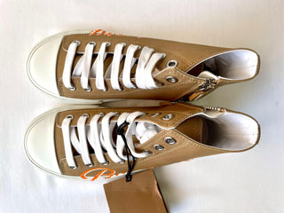 Burberry Orange High Cute Shoes with White Brand Name Logo