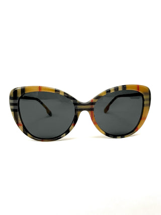 Burberry Sunglasses with Classic Vintage Frame
