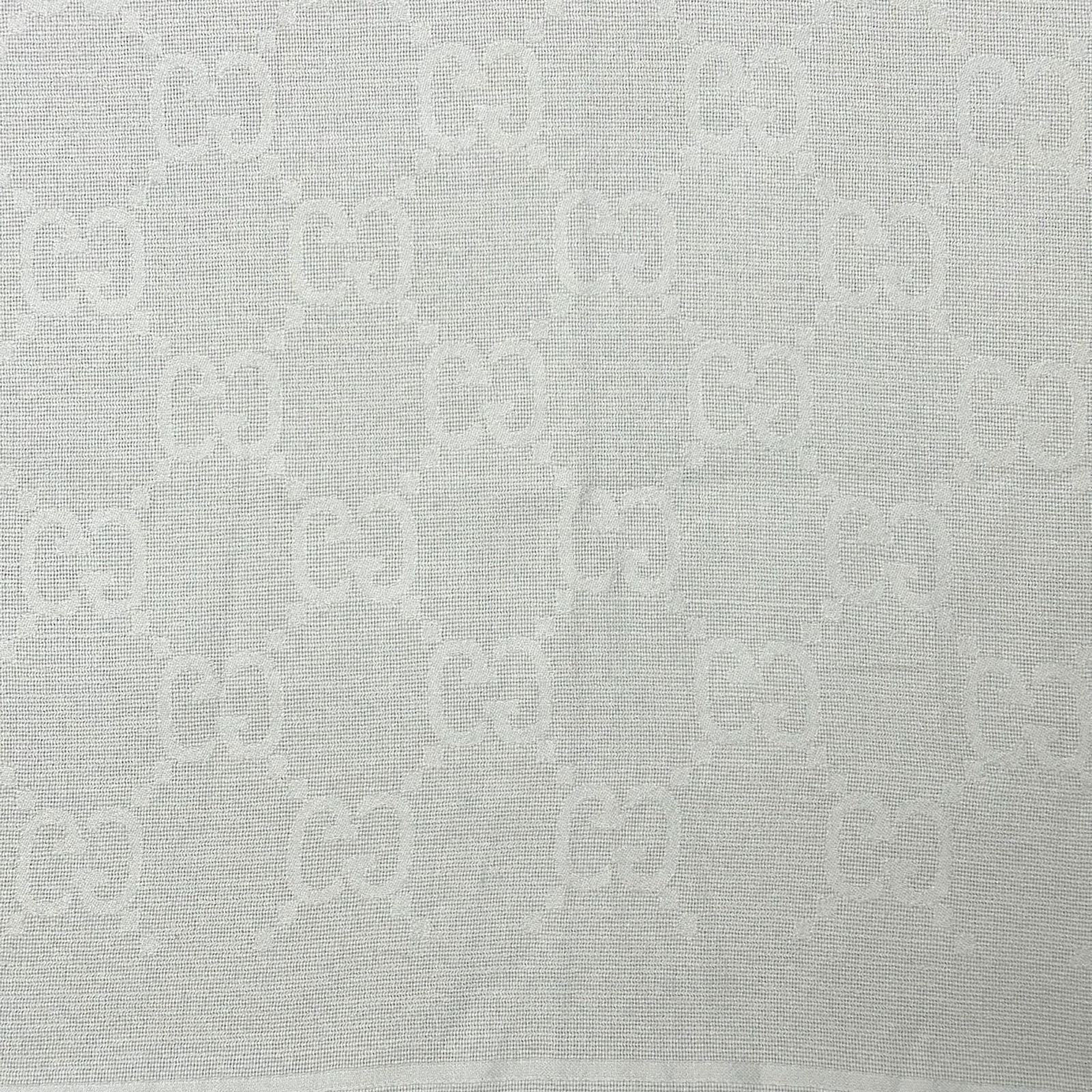 Gucci Grey scarf