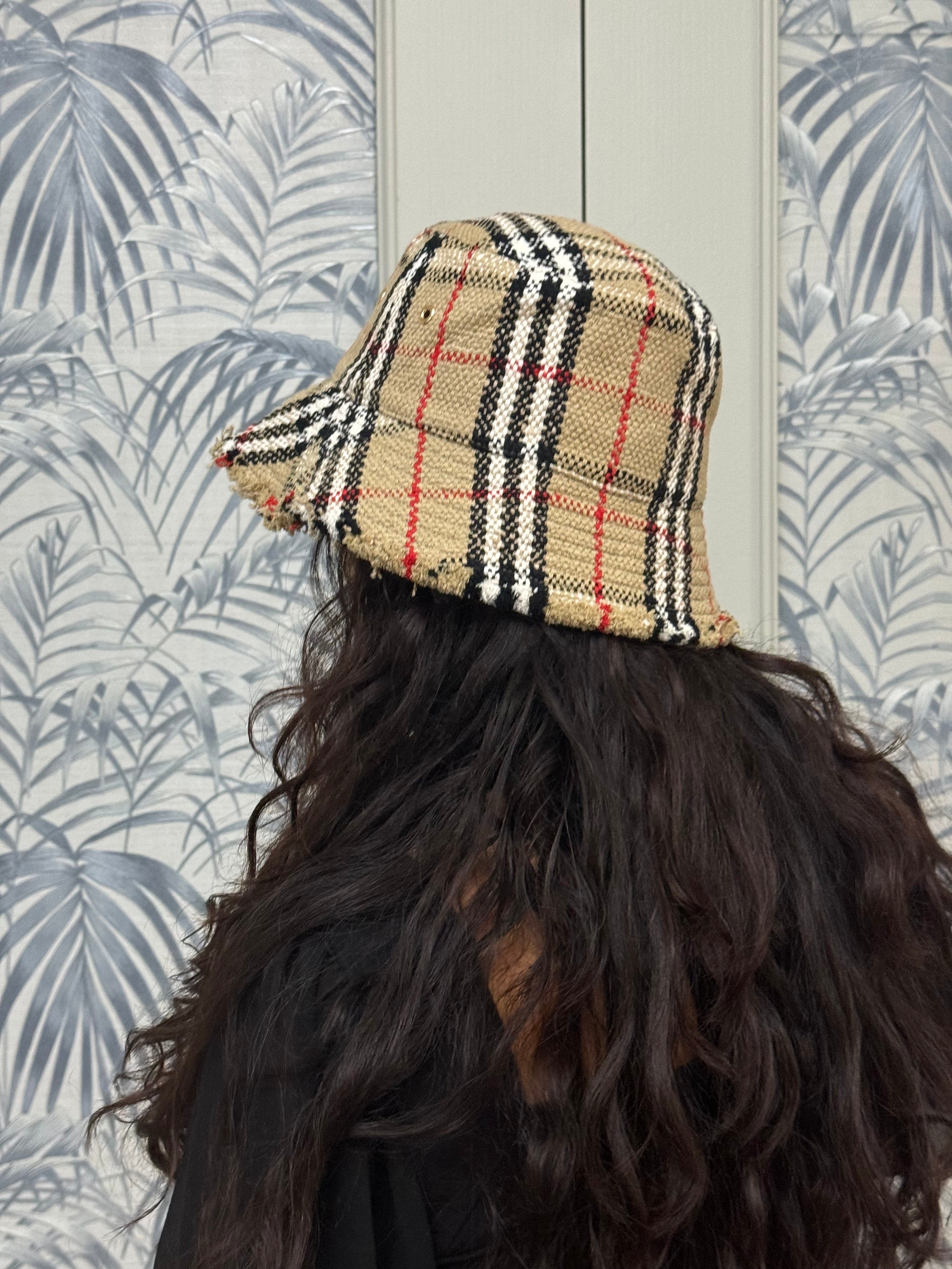 Bucket hat fashion burberry