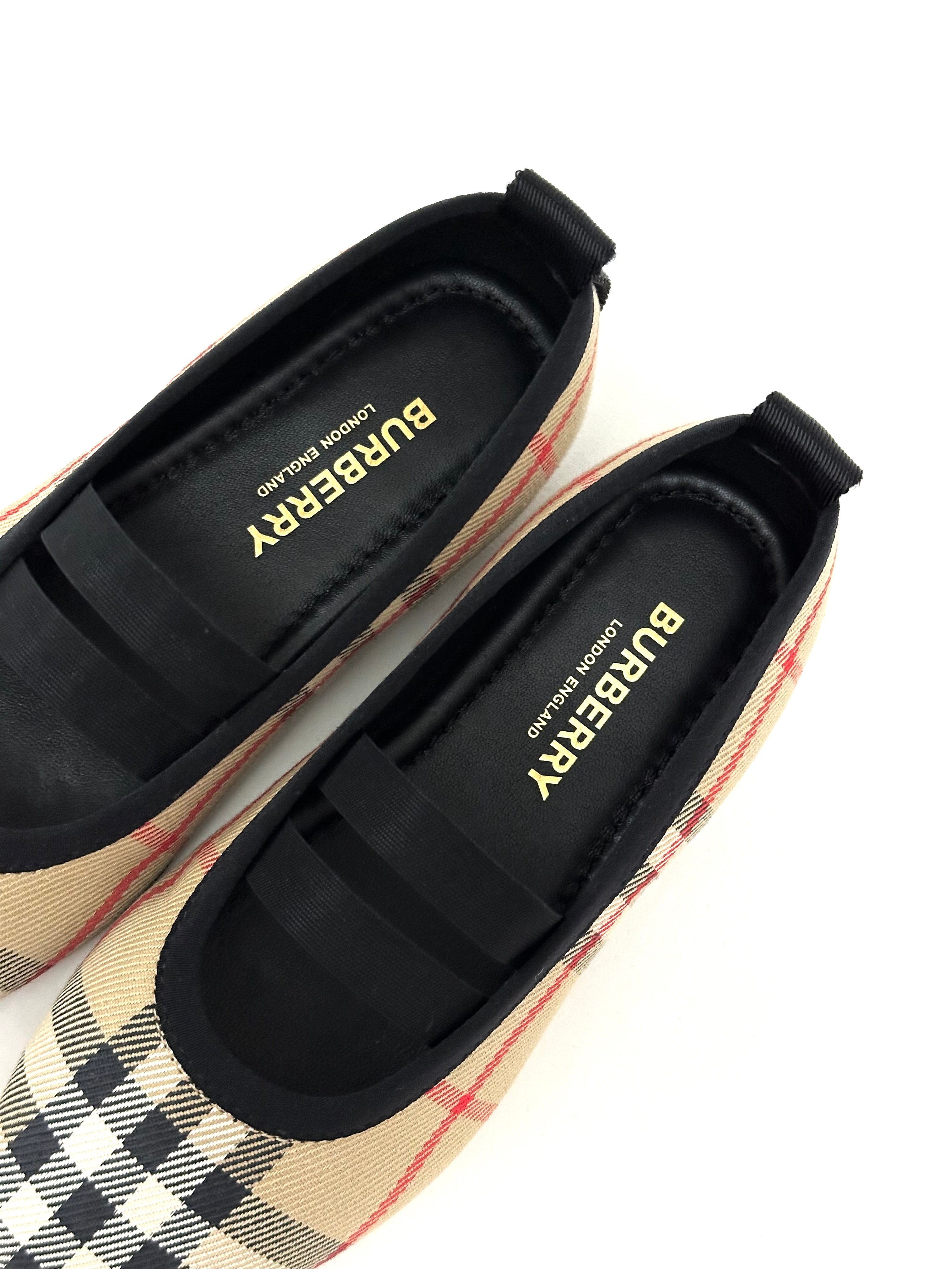 Burberry Classic Vintage Caro Design Ballerinas