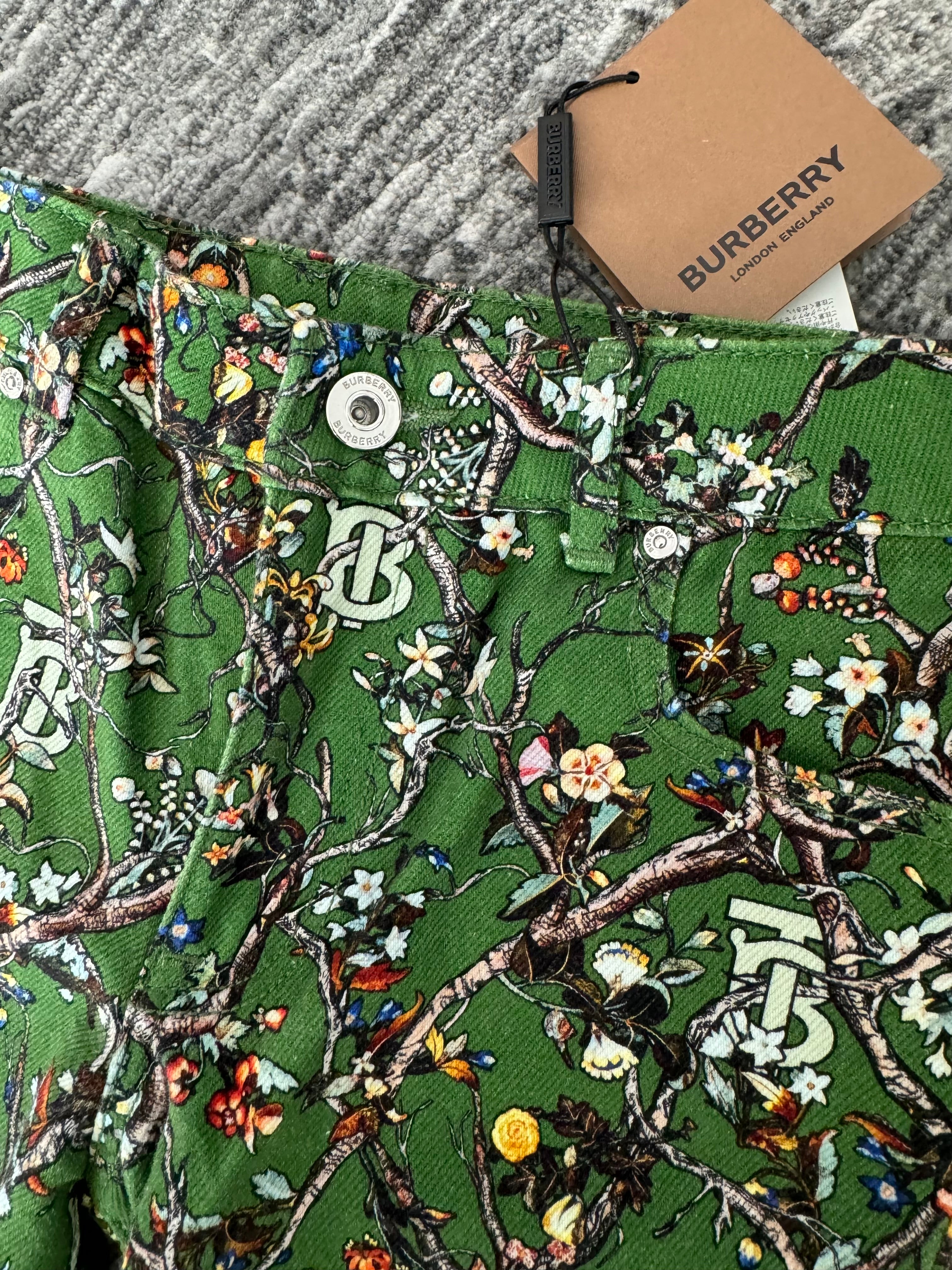 Burberry Gren Flower Print TB Logo Soft Jeans Trousers