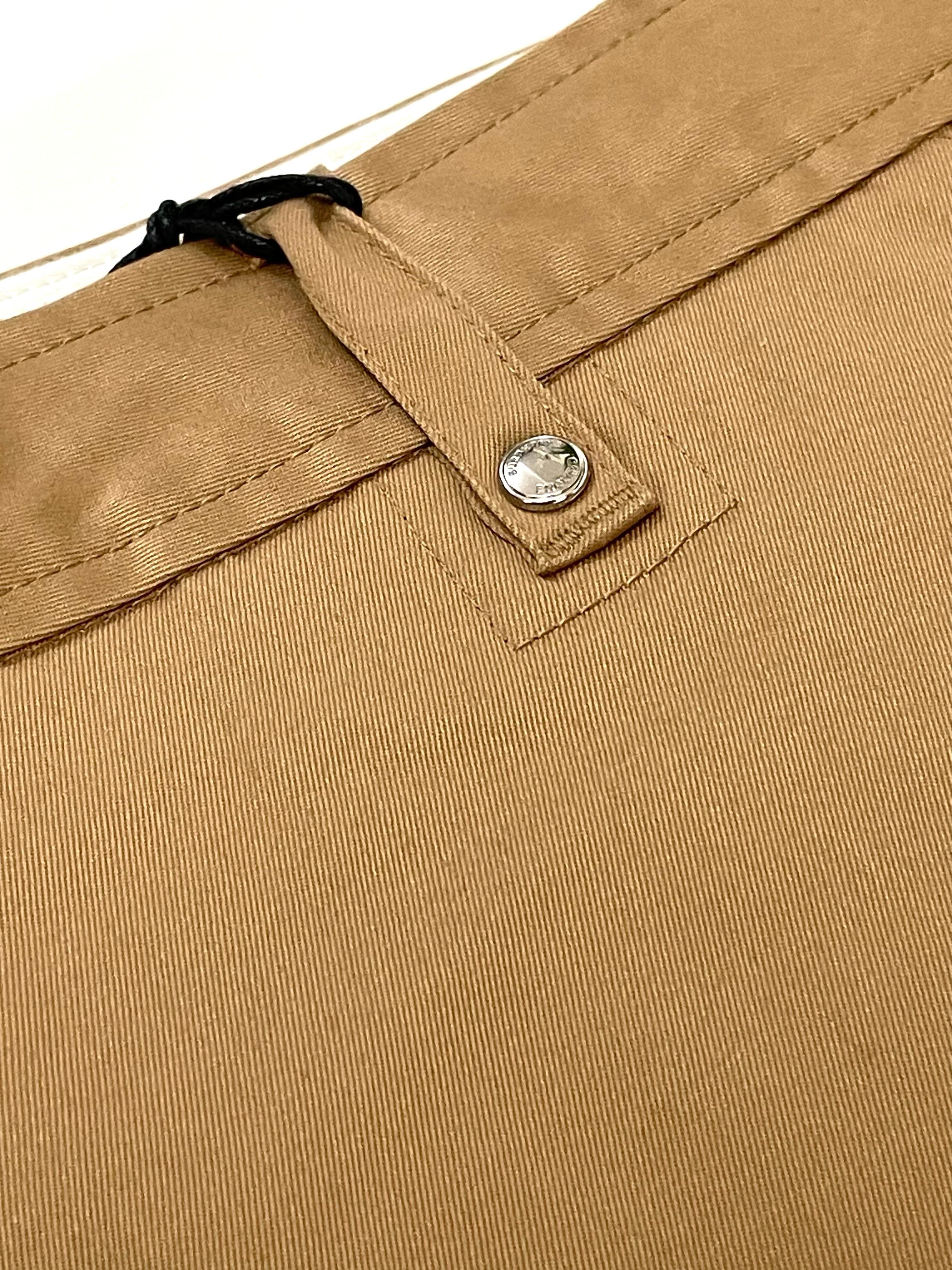 Burberry Beige Elegant Cut Shorts