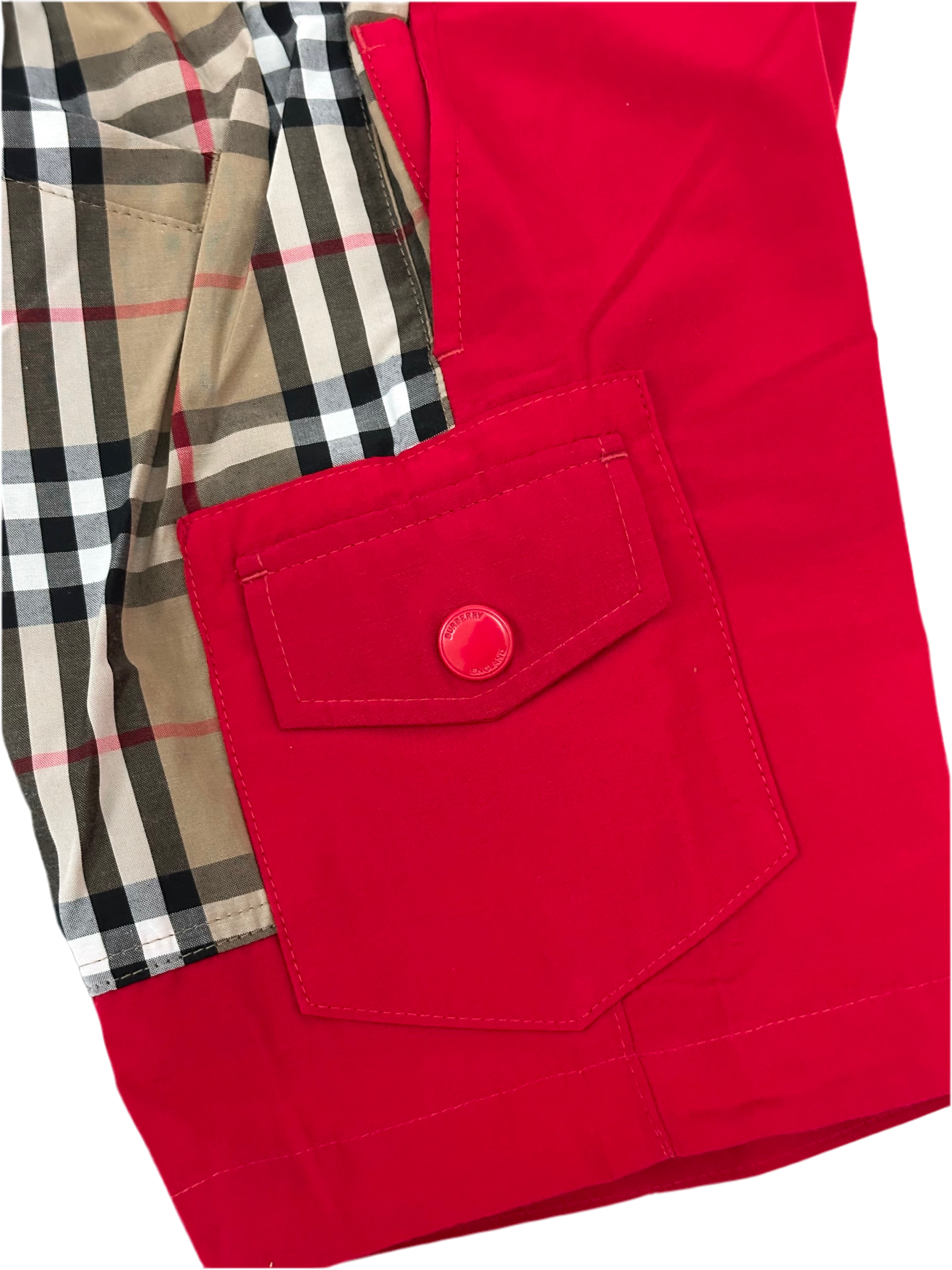 Burberry Red Classic Vintage Design in the Back Shorts