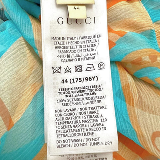 Gucci Silk Lipstick and Tool Top